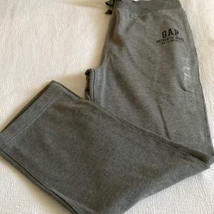GAP Gray Sweatpants with Classic Comfort